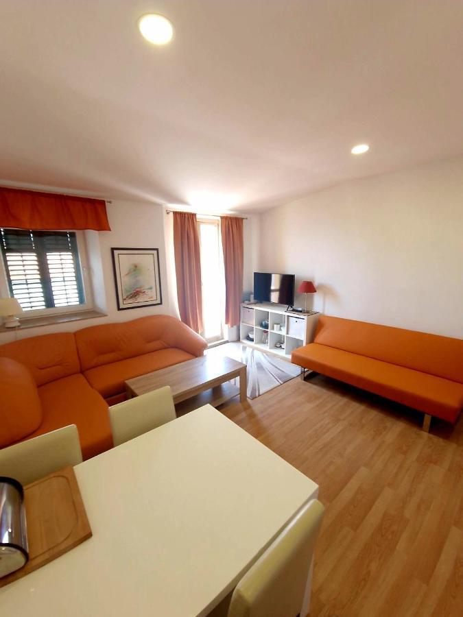 Apartments Eis Башка Экстерьер фото